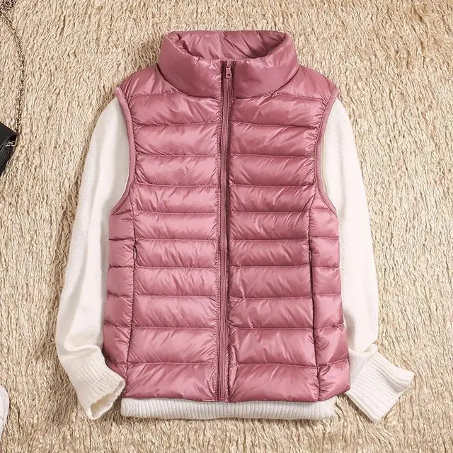 Women's Lightweight Puffer Vest with Full-Length Zip and Quilted Silhouette