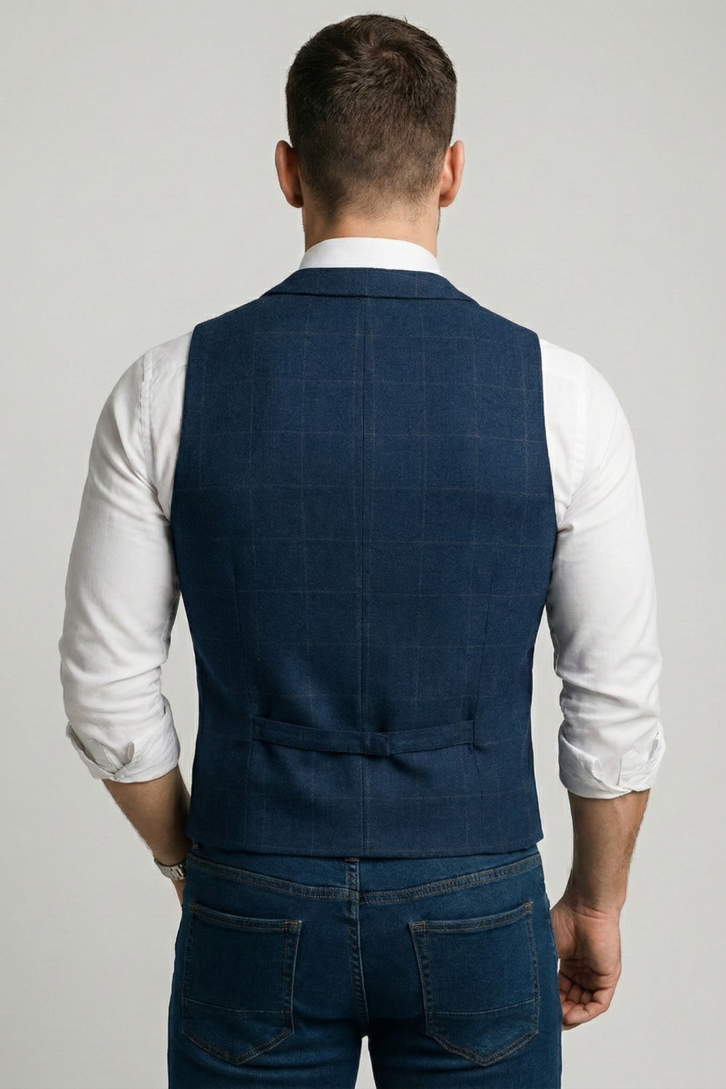 Men's Tweed Waistcoat with Notched Collar and Button Closure, Checked Silhouette
