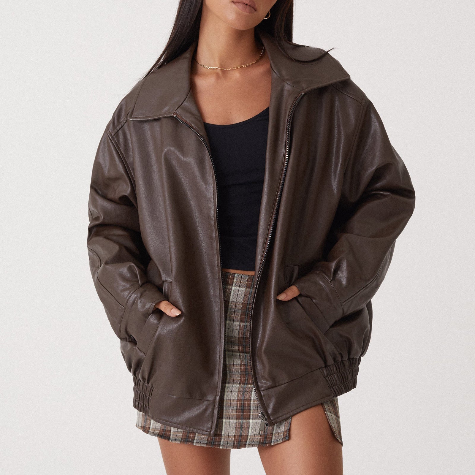Relaxed Oversized Women's Jacket with Full Zip and Structured Collar, Casual Layering