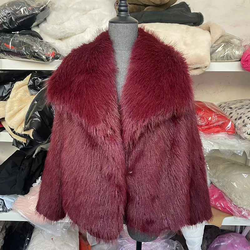 Faux Fur Jacket with Relaxed Fit and Hip-Skimming Length, Smooth Lining