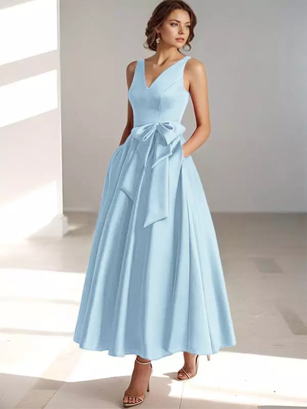 Women's A-Line Midi Dress with V-Neckline and Structured Bow Waist