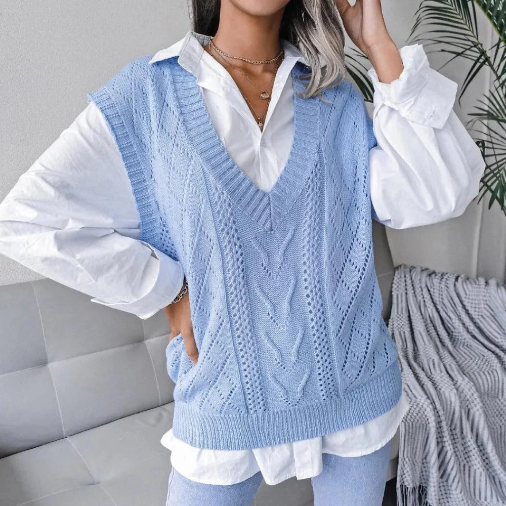 Sleeveless Cable Knit Cardigan with V Neckline and Slim Fit for Women