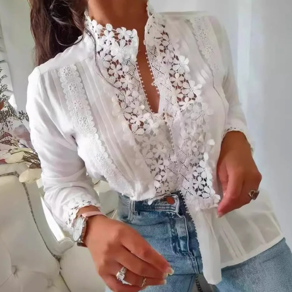 Floral Lace Blouse with Fitted Silhouette and Lace Trim for Women