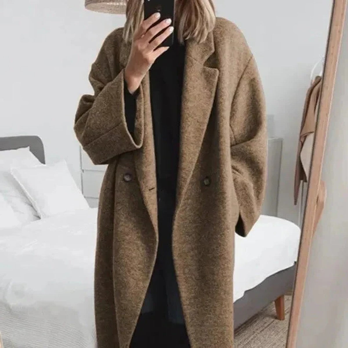 Long Cashmere Trench Coat with Notched Lapels and Belt