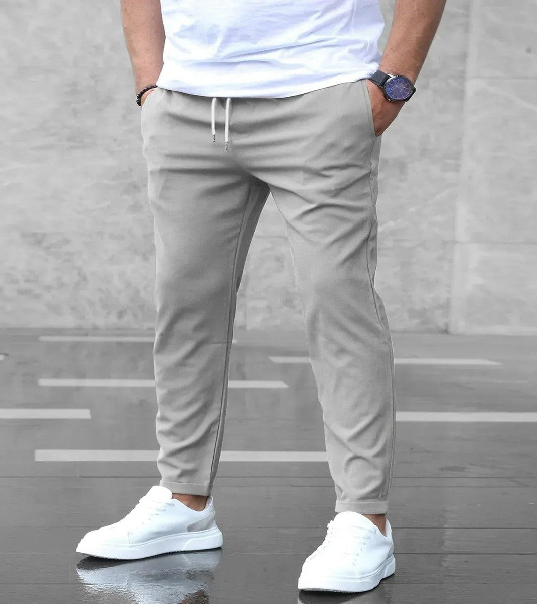 Men Outdoor Cargo Pants with Elastic Stretch Waist and Deep Pockets