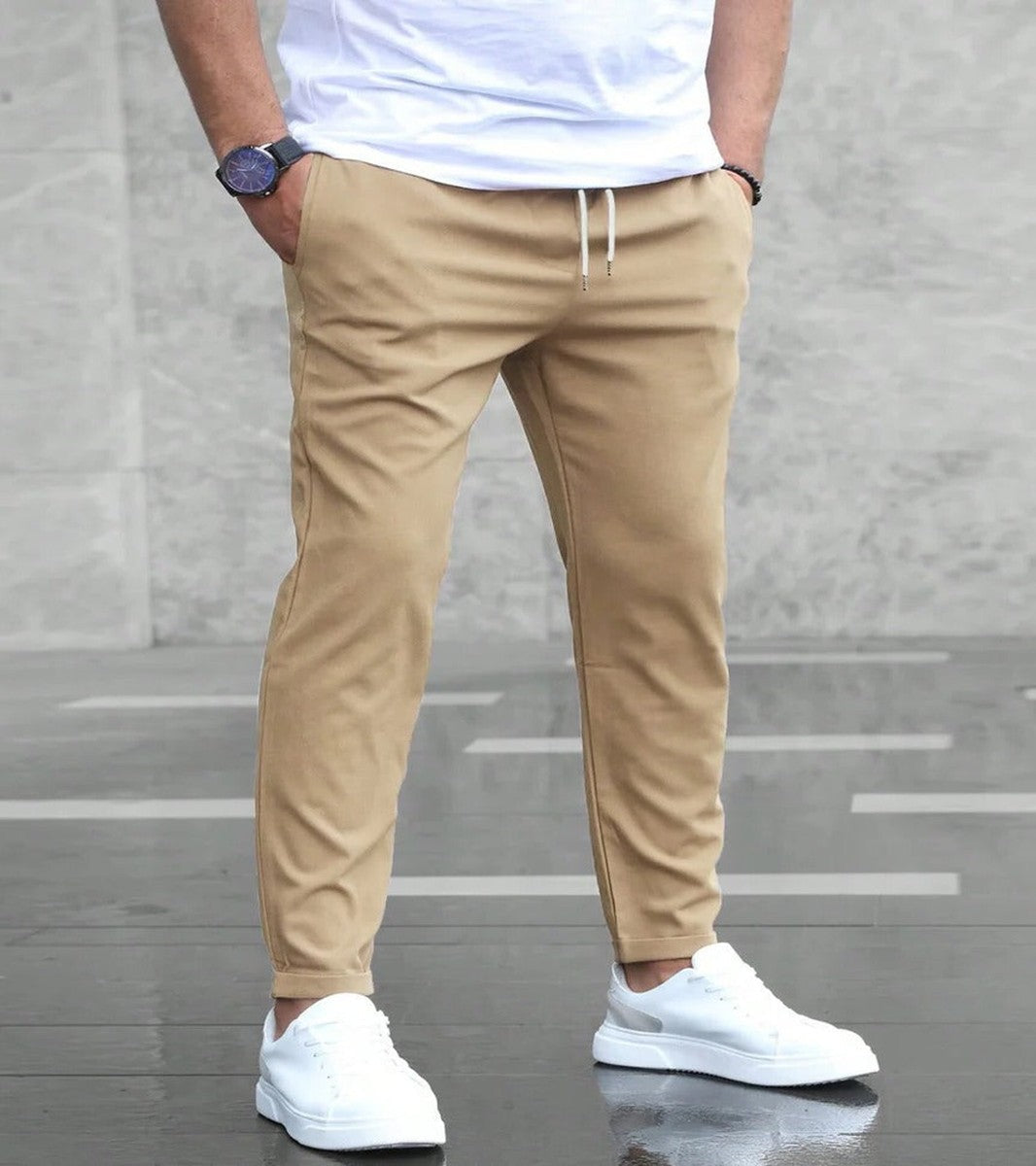 Men Outdoor Cargo Pants with Elastic Stretch Waist and Deep Pockets