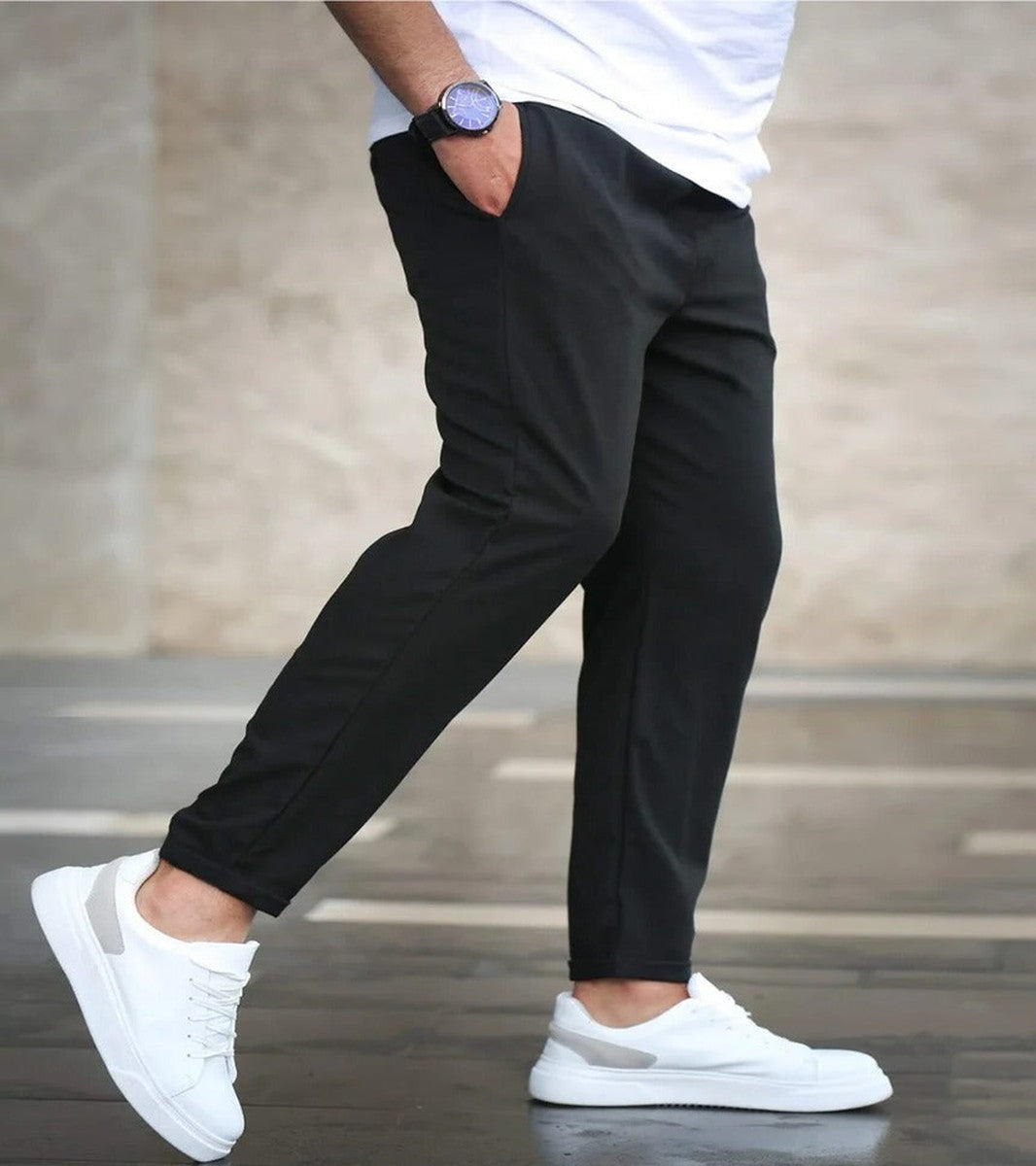 Men Outdoor Cargo Pants with Elastic Stretch Waist and Deep Pockets