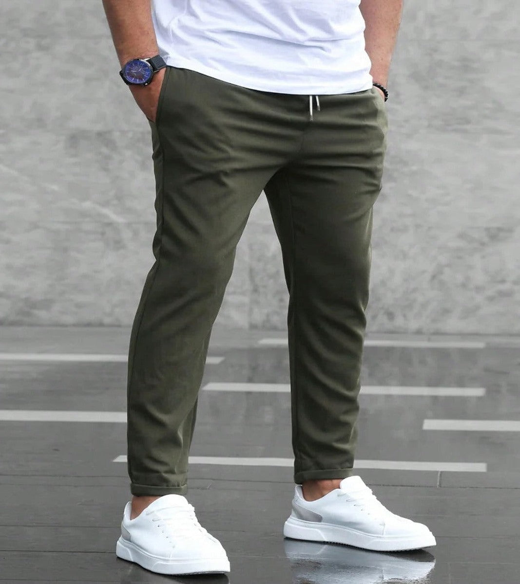 Men Outdoor Cargo Pants with Elastic Stretch Waist and Deep Pockets