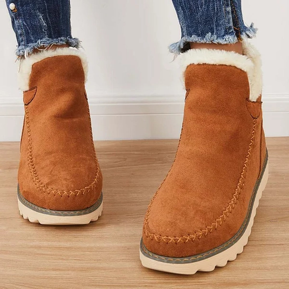 Women Warm Suede Ankle Boots with Faux Fur Lining and Side Zipper