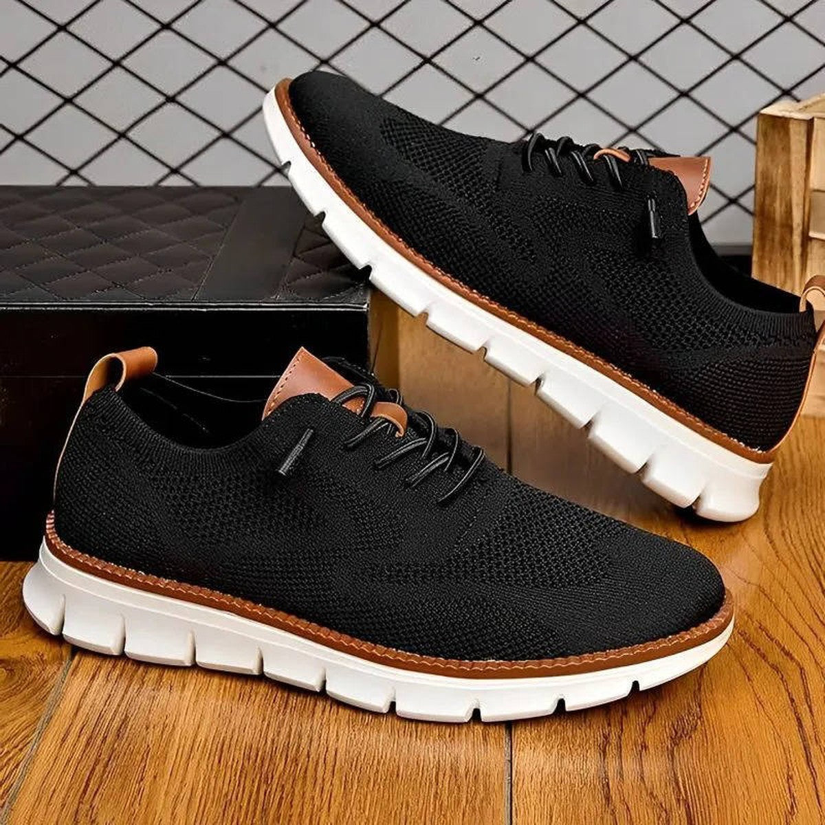 Men Casual Canvas Walking Shoes with Breathable Upper and Cushioned Sole