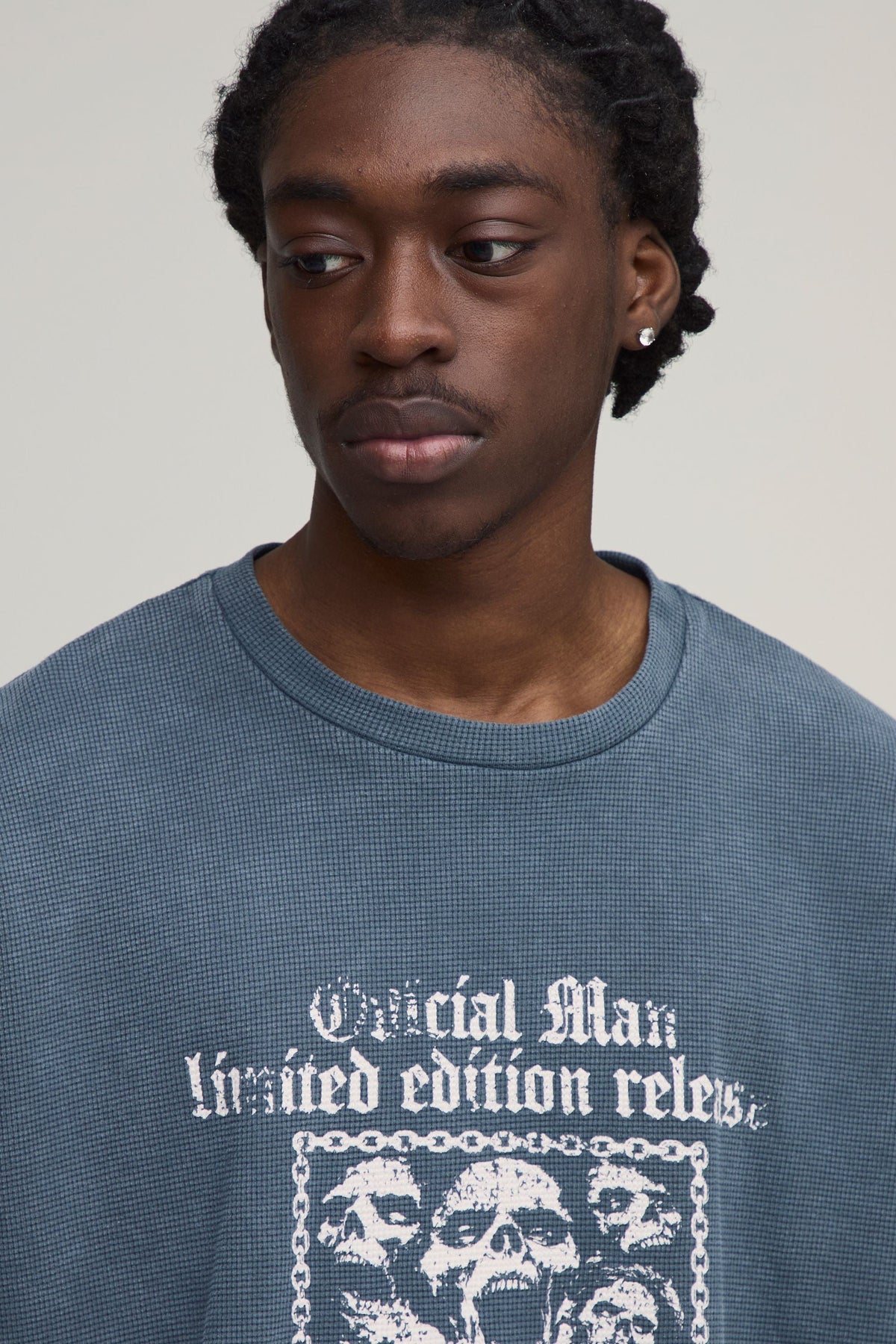 Loose Fit Graphic Tee with Textured Knit in Charcoal