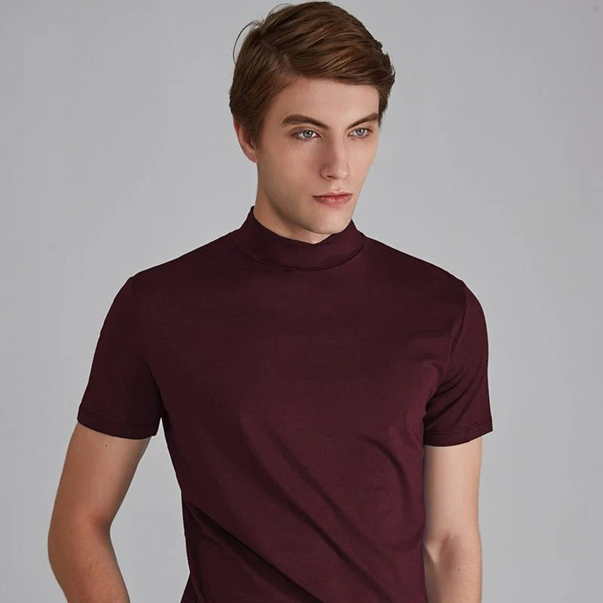 Relaxed Cotton Button-Up Shirt with Tailored Fit and Short Sleeves