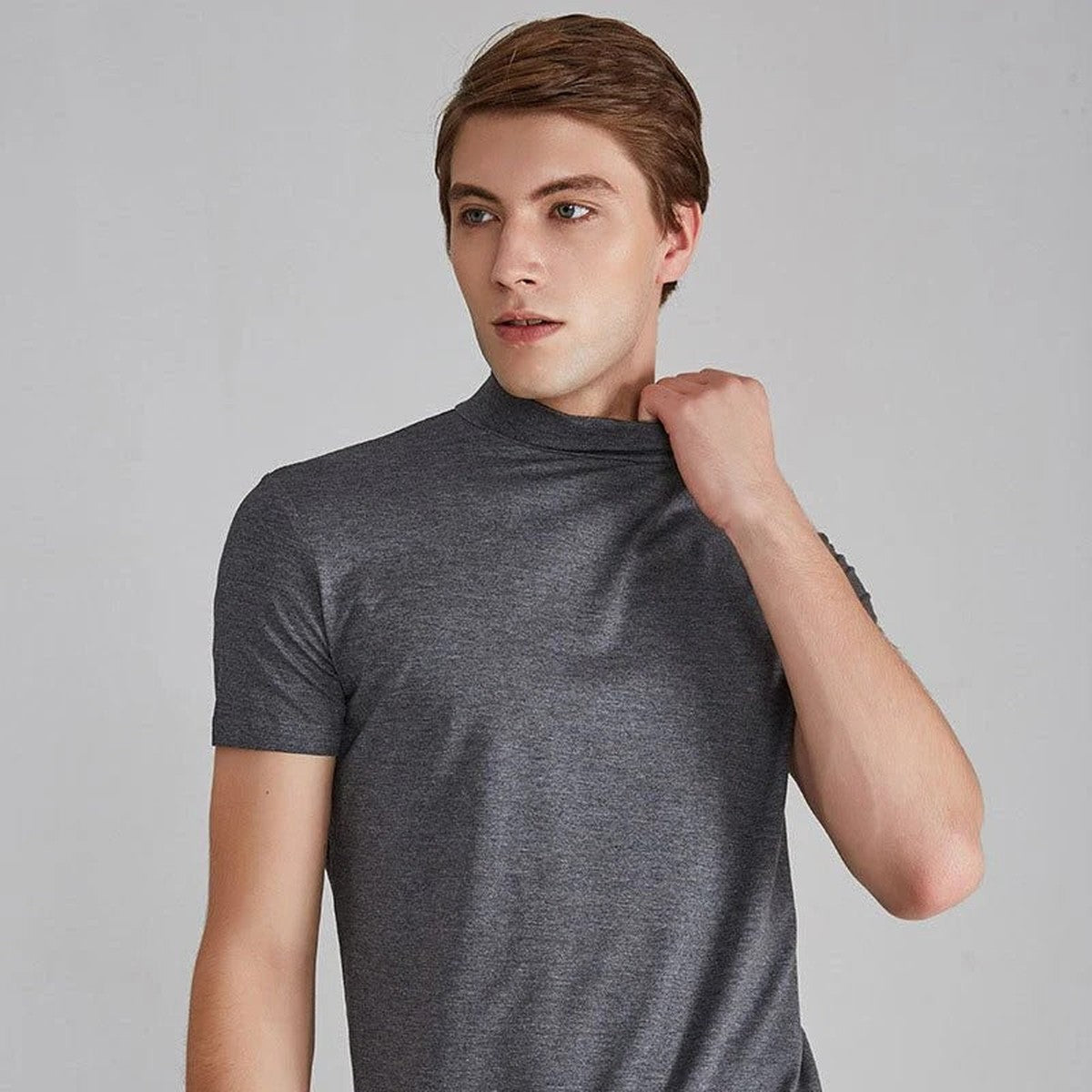Relaxed Cotton Button-Up Shirt with Tailored Fit and Short Sleeves
