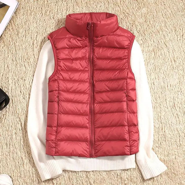 Women's Lightweight Puffer Vest with Full-Length Zip and Quilted Silhouette