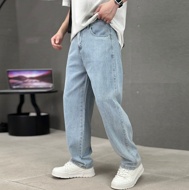 Men's Wide Leg Jeans with Relaxed Fit for Casual Wear