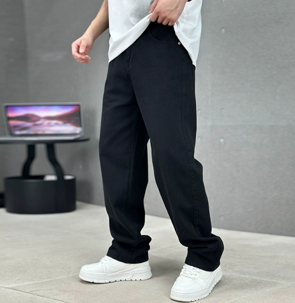 Men's Wide Leg Jeans with Relaxed Fit for Casual Wear
