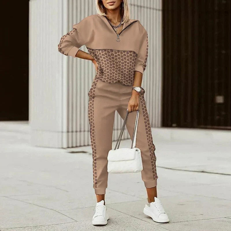 Women's Tracksuit with Front Zipper and Patterned Detail, Relaxed Knit Set