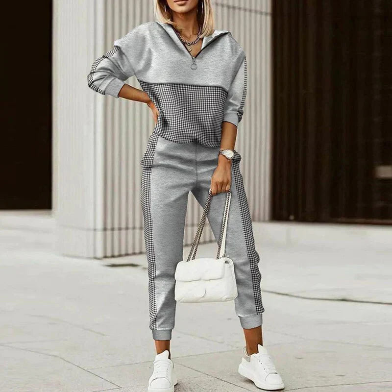 Women's Tracksuit with Front Zipper and Patterned Detail, Relaxed Knit Set