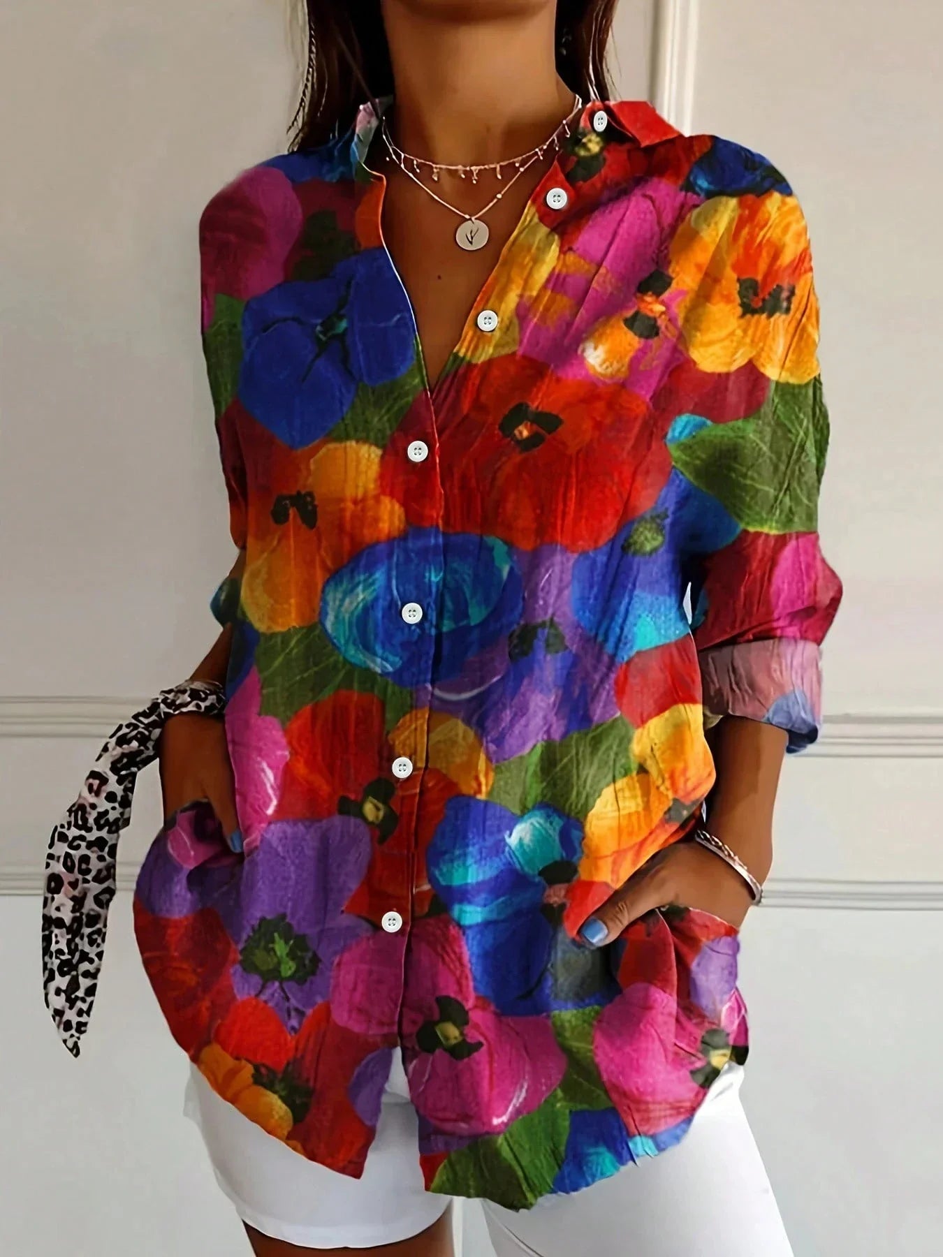 Relaxed Fit Blouse with Vibrant All-Over Print and Long Sleeves