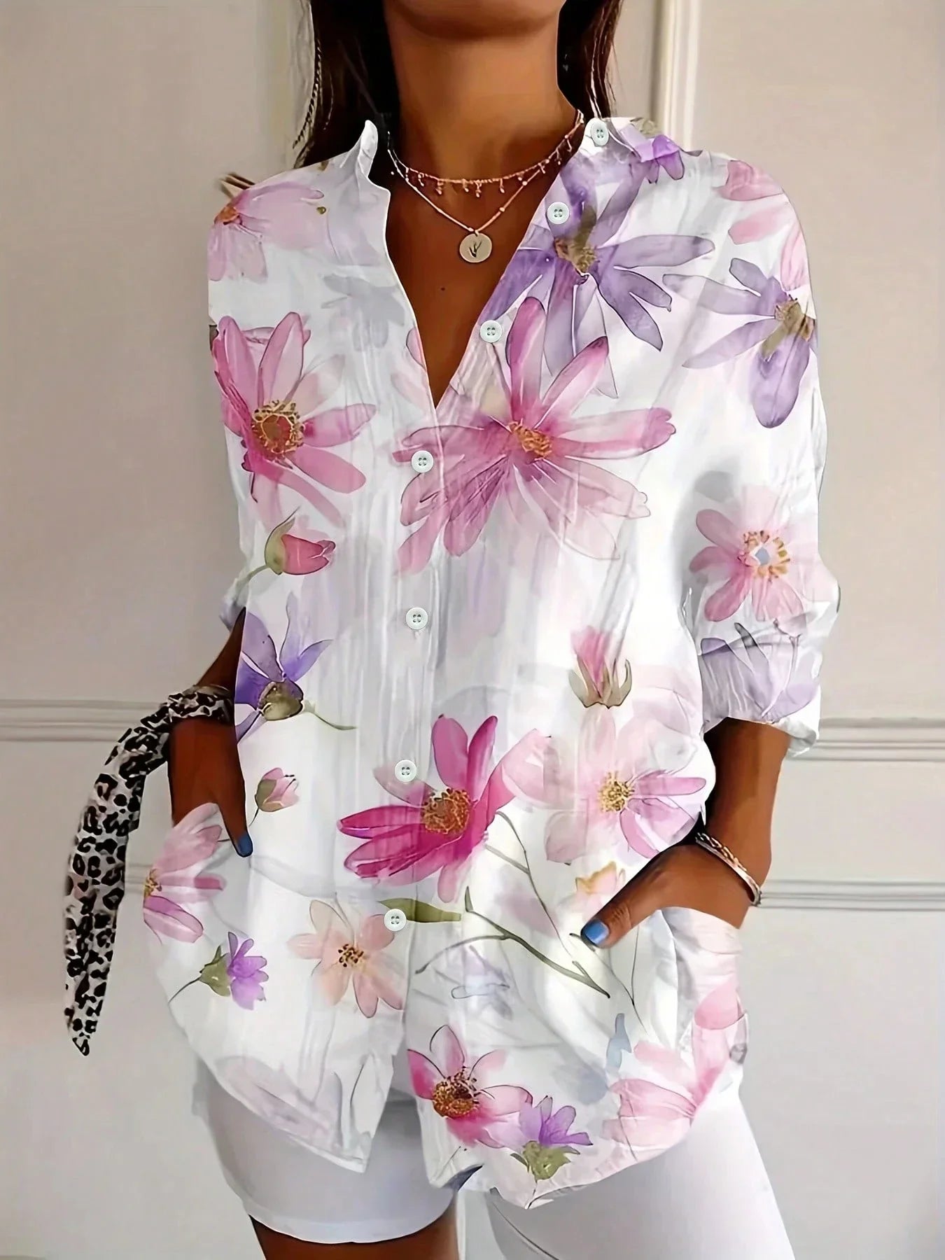 Relaxed Fit Blouse with Vibrant All-Over Print and Long Sleeves