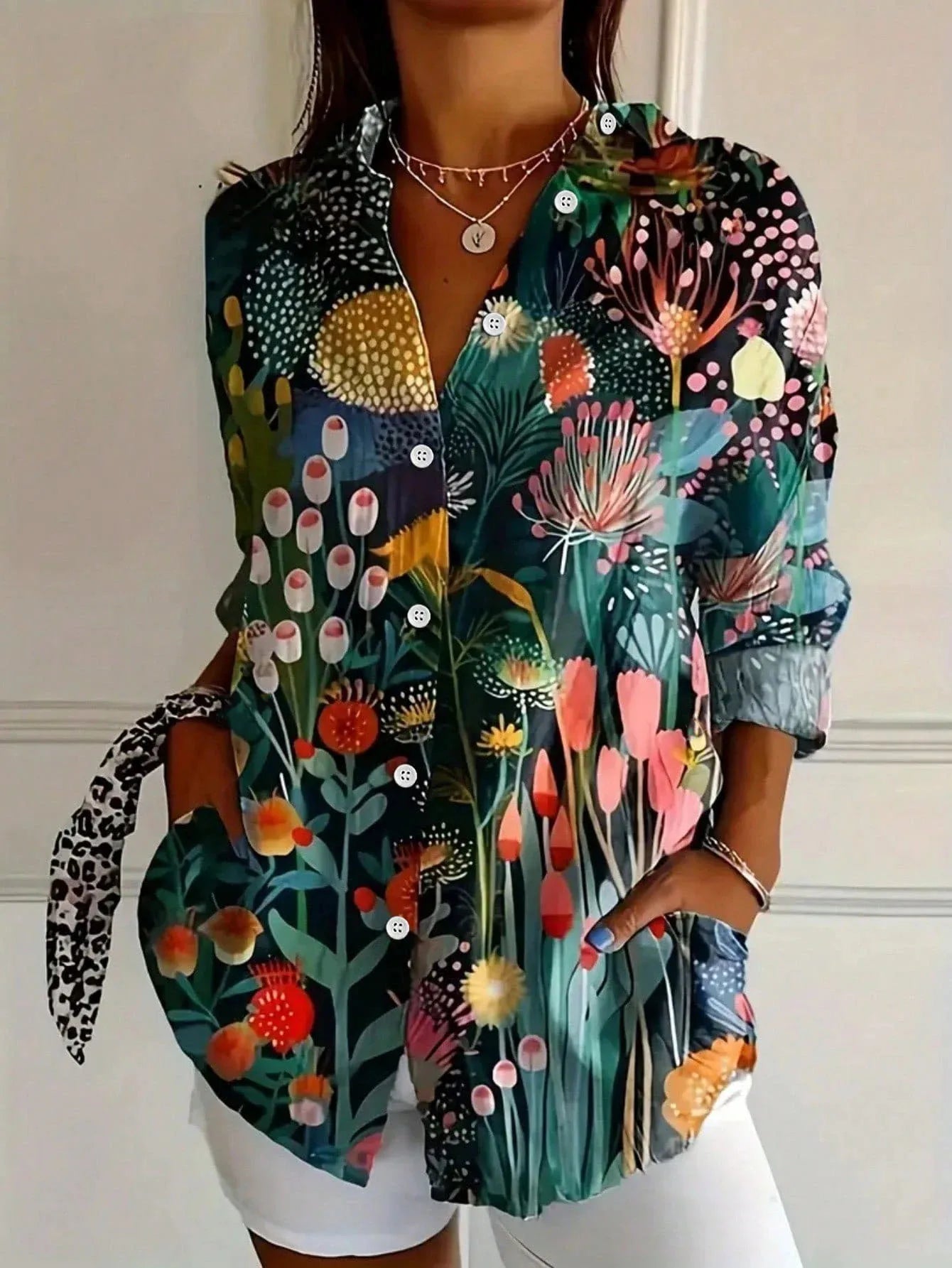 Relaxed Fit Blouse with Vibrant All-Over Print and Long Sleeves