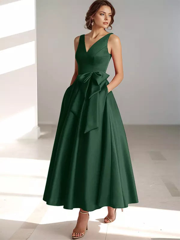 Women's A-Line Midi Dress with V-Neckline and Structured Bow Waist