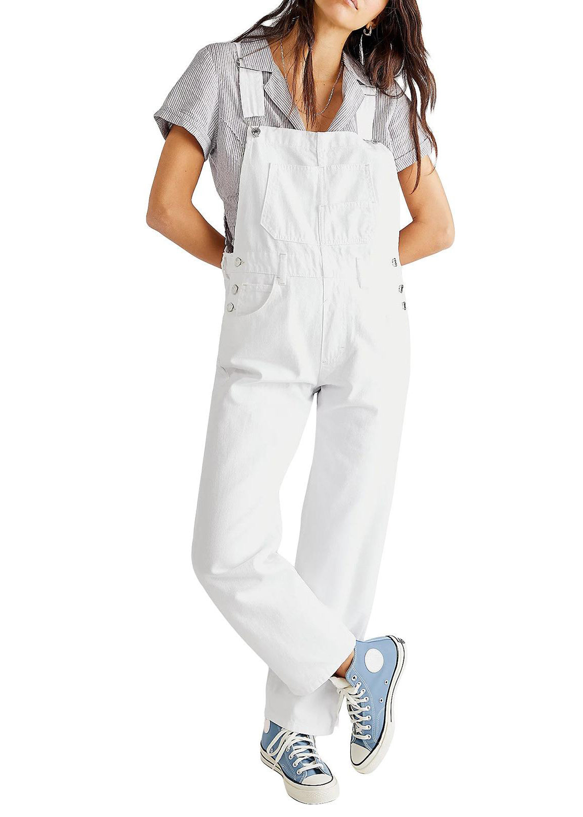 Straight-Leg Jumpsuit for Women with Relaxed Fit and Versatile Design