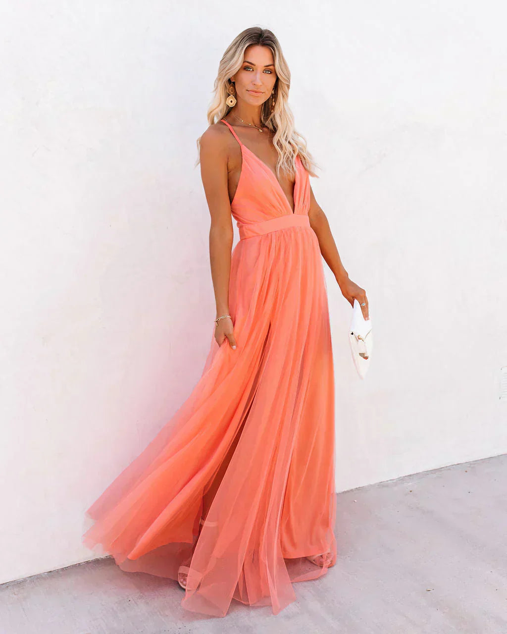 Women's Maxi Dress with Flowing Silhouette and Lightweight Fabric