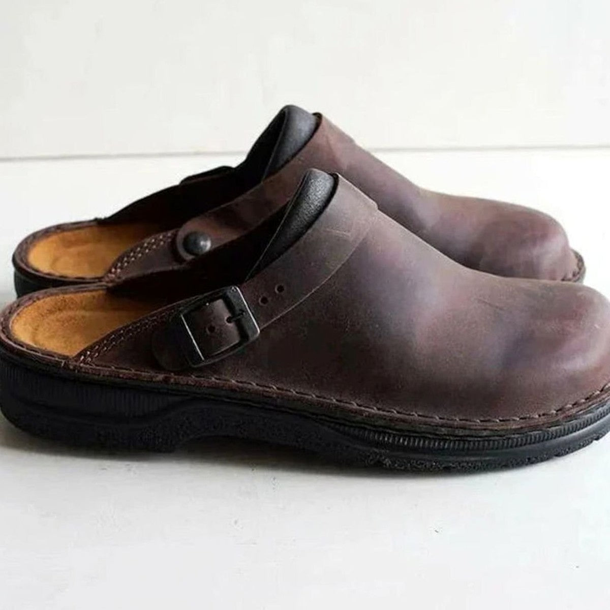 Men Round Toe Leather Mules with Adjustable Buckle Strap and Arch Support