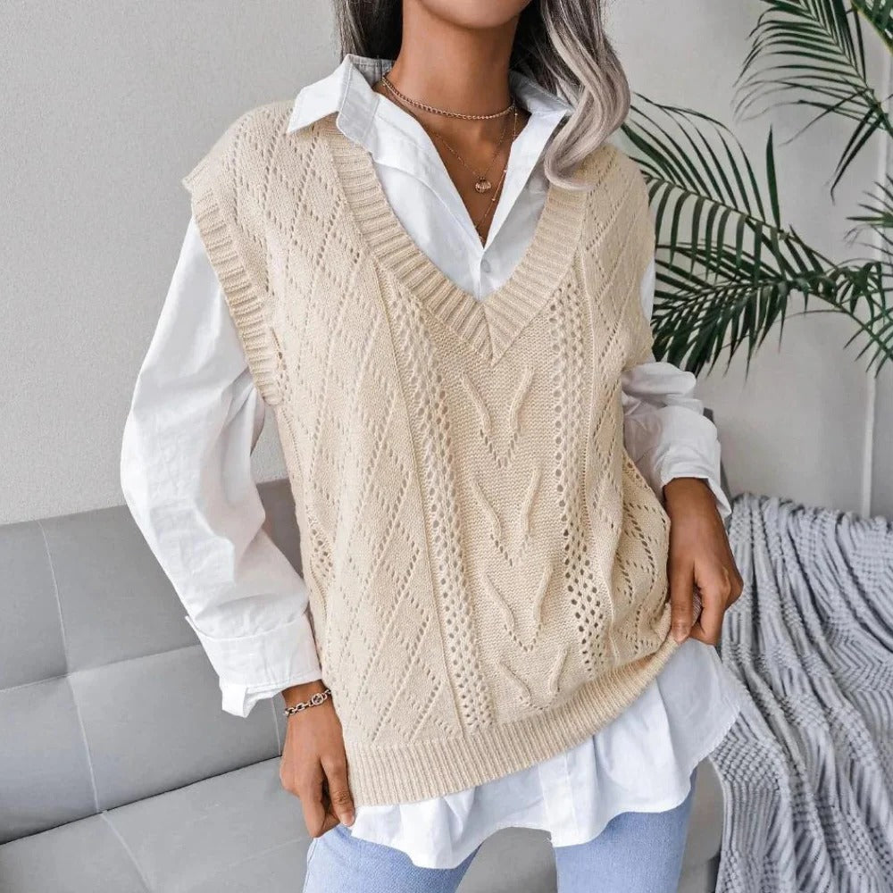 Sleeveless Cable Knit Cardigan with V Neckline and Slim Fit for Women