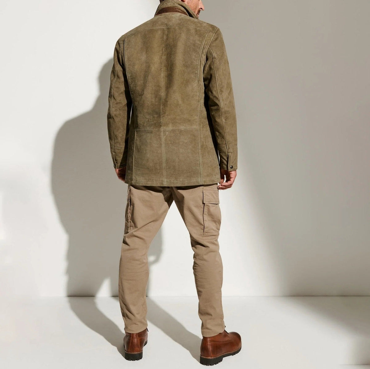 Men's Suede Jacket with Zip Front and Insulated Lining for Fall Winter