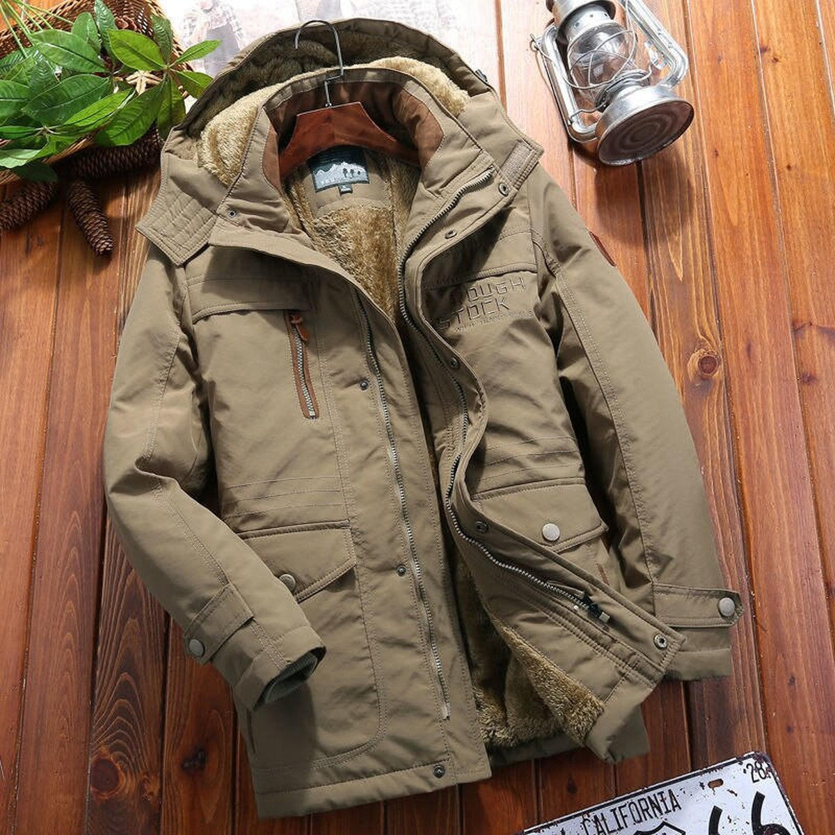 Warm Winter Tactical Fleece Coat with Multiple Cargo Pockets and Stand Collar