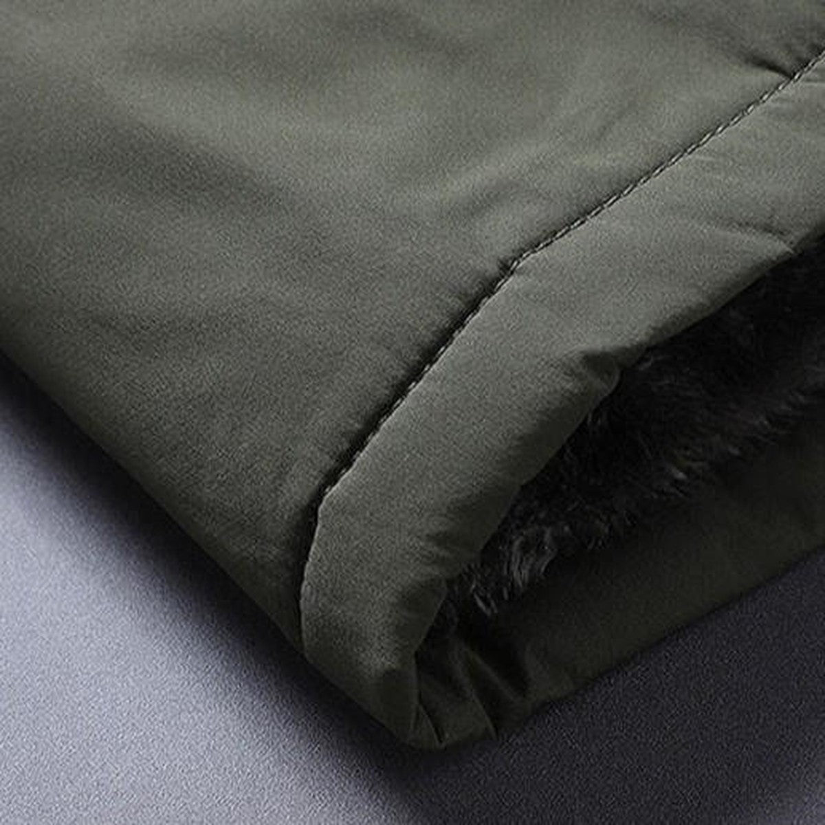 Warm Winter Tactical Fleece Coat with Multiple Cargo Pockets and Stand Collar