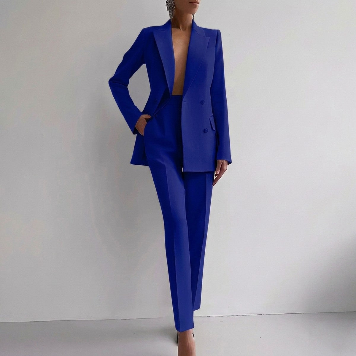 Two Piece Women Pant Suit with Tailored Single Breasted Jacket and Trousers