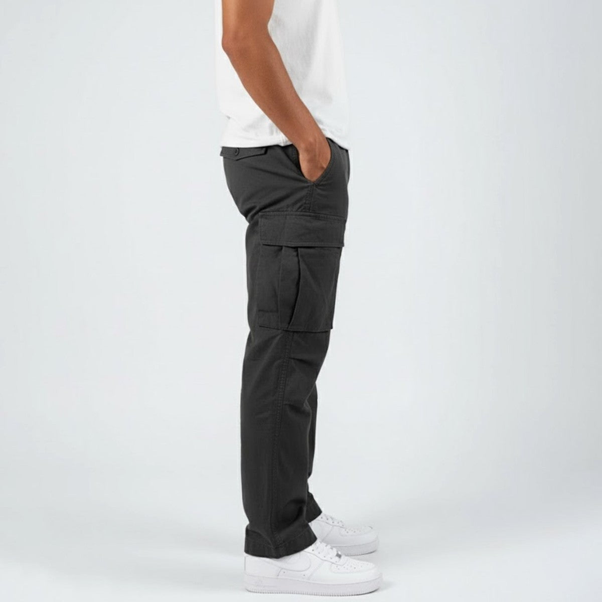 Casual Loose Fit Cargo Trousers with Multiple Utility Pockets for Men