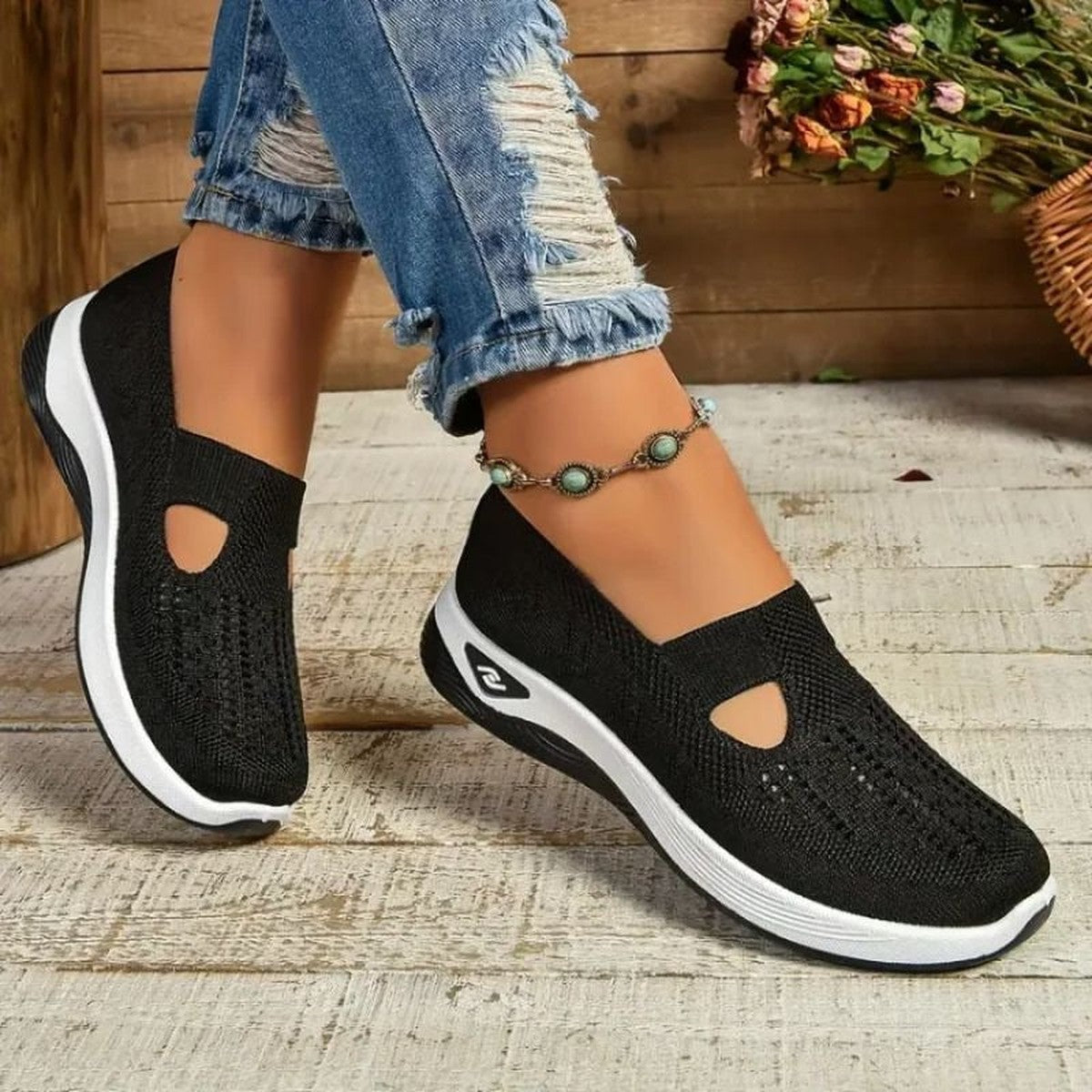 Lightweight Breathable Walking Shoes with Cushioning Wedge Sole for Women