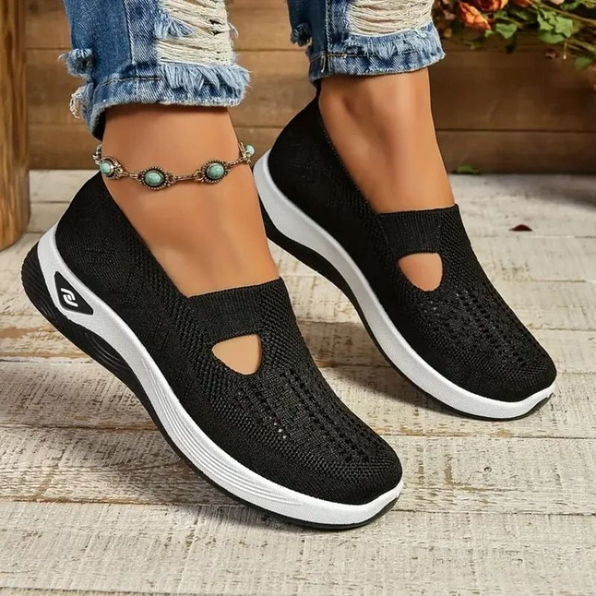 Lightweight Breathable Walking Shoes with Cushioning Wedge Sole for Women