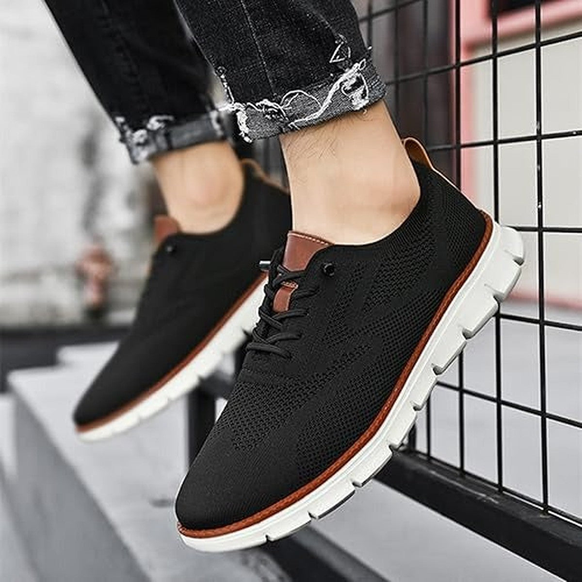 Men Casual Canvas Walking Shoes with Breathable Upper and Cushioned Sole