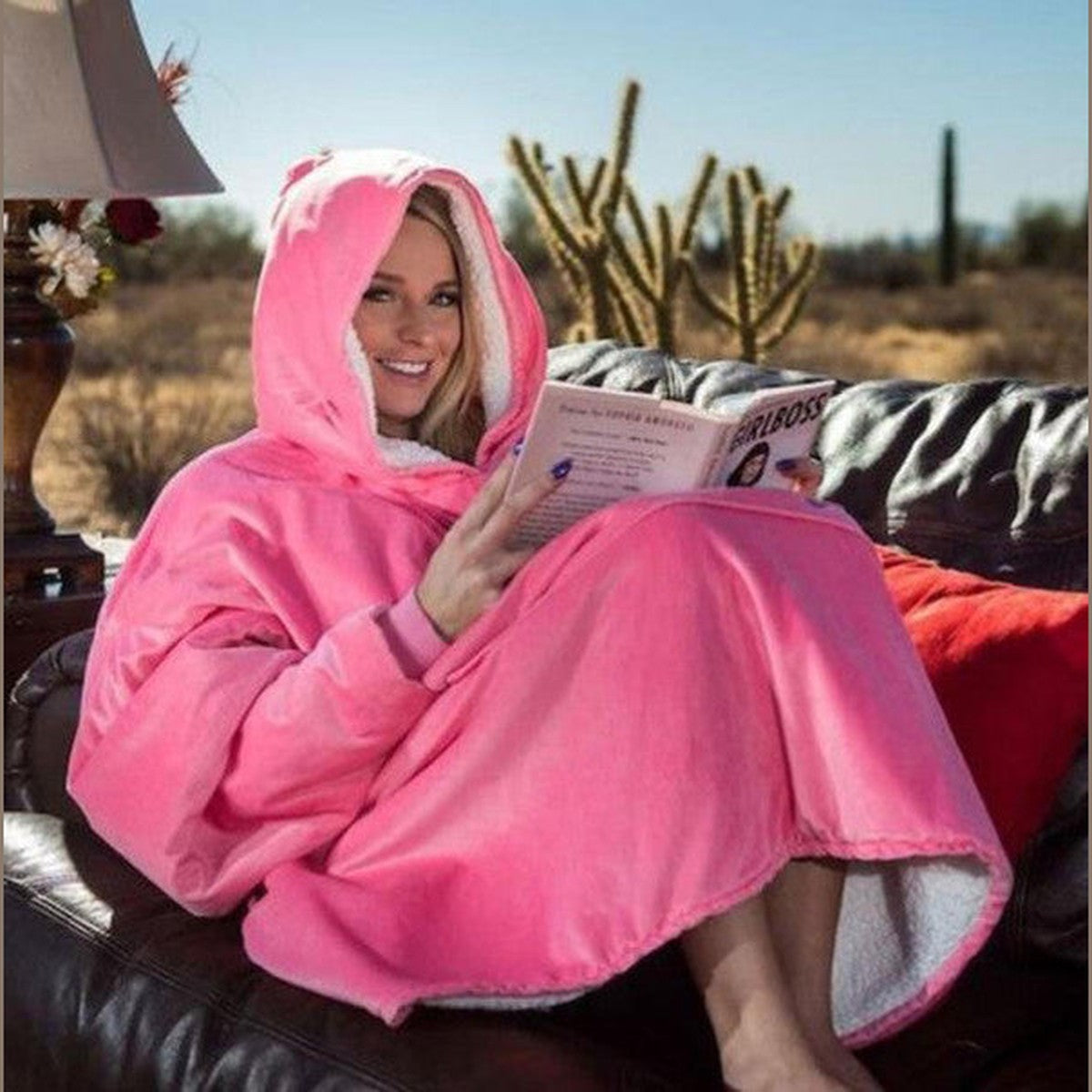Oversized Wearable Blanket Hoodie with Warm Sherpa Fleece Lining and Front Pocket