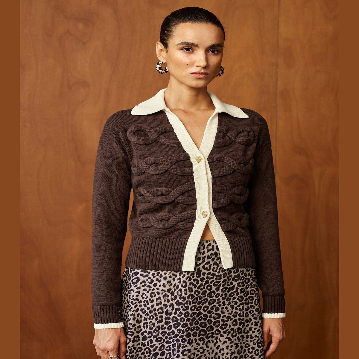 Long Sleeve Cable Knit Sweater with Contrast Spread Collar and Gold Buttons