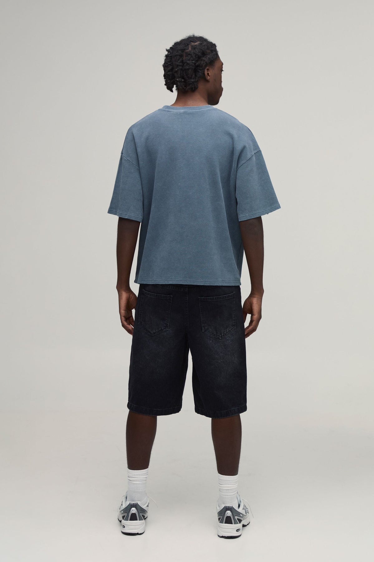 Loose Fit Graphic Tee with Textured Knit in Charcoal
