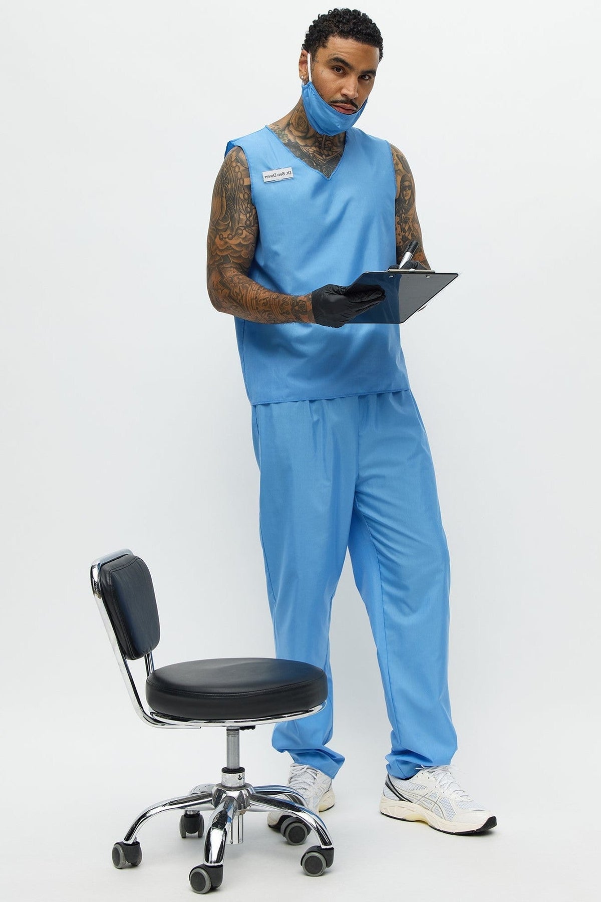 Blue Medical Scrubs Costume Set with V Neck Top and Loose Fit Pants for Men