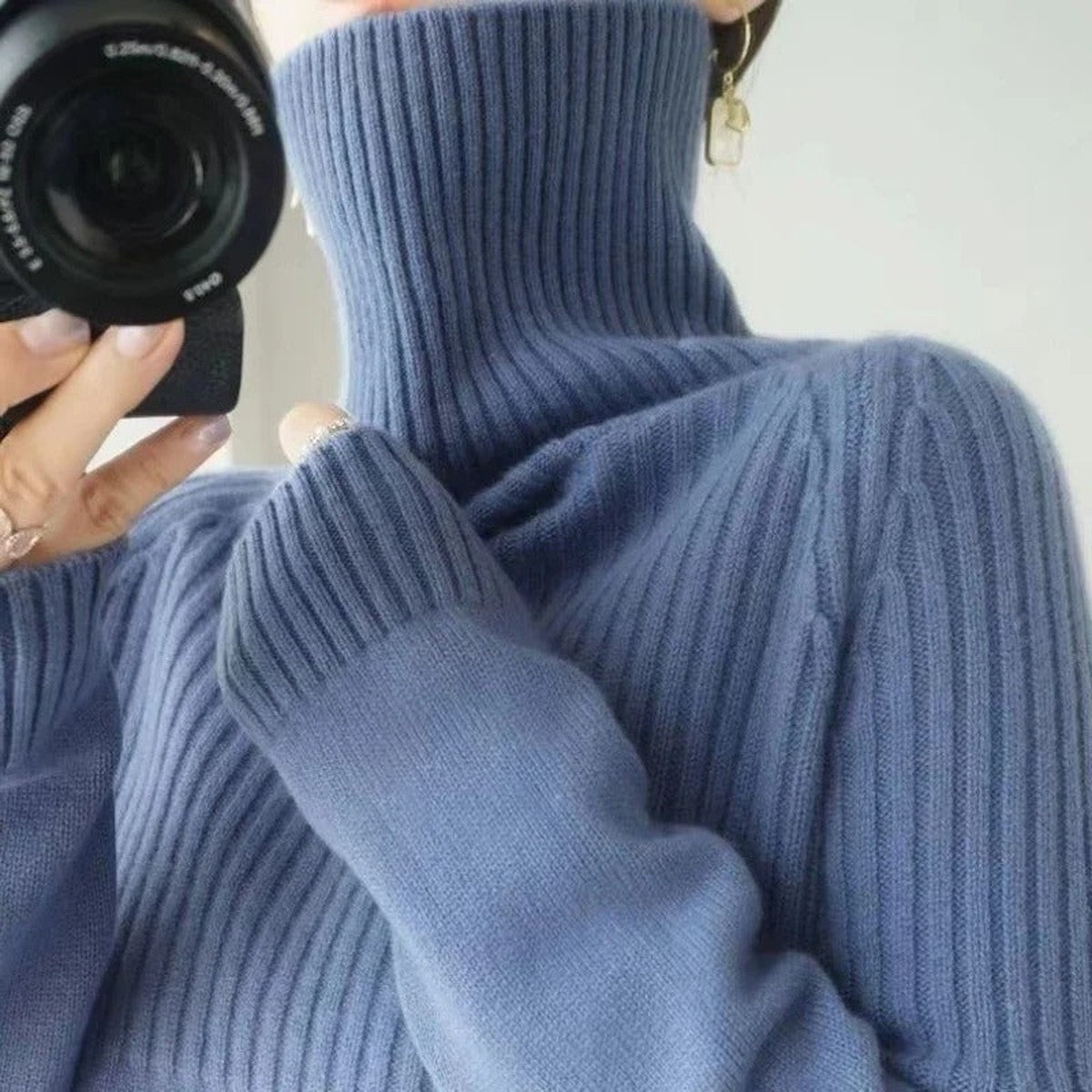 Long Sleeve Knitted Turtleneck Jumper with Ribbed Cuffs and Hem