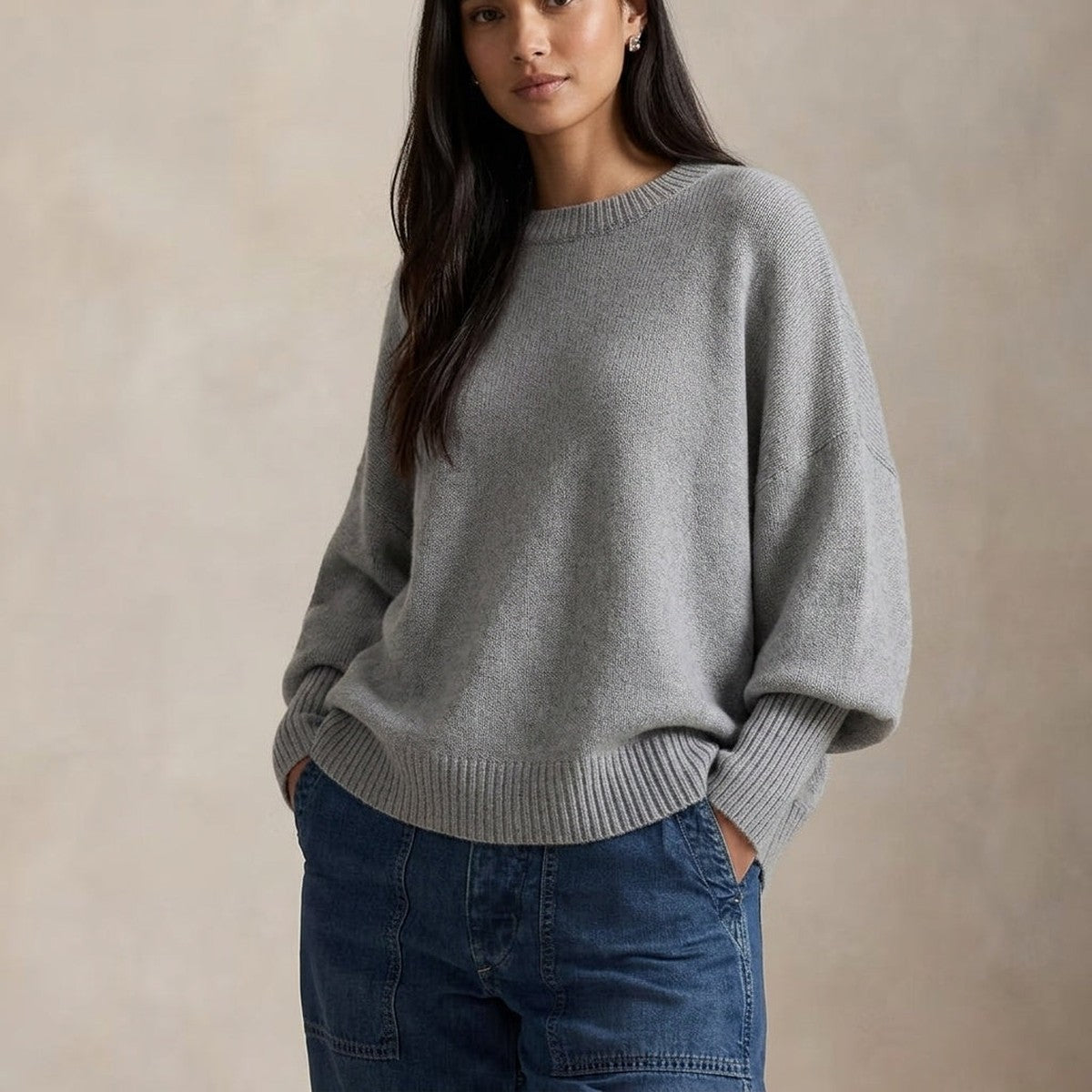 Oversized Ribbed Knit Pullover Sweater with Drop Shoulders and Crew Neck