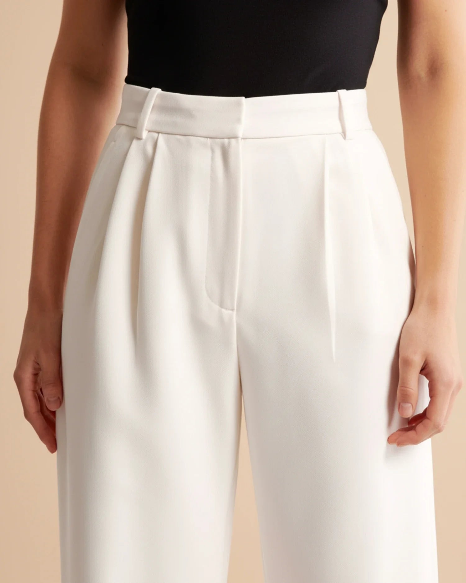 High Waist Pleated Trousers with Straight Leg and Rayon Blend, Machine Washable