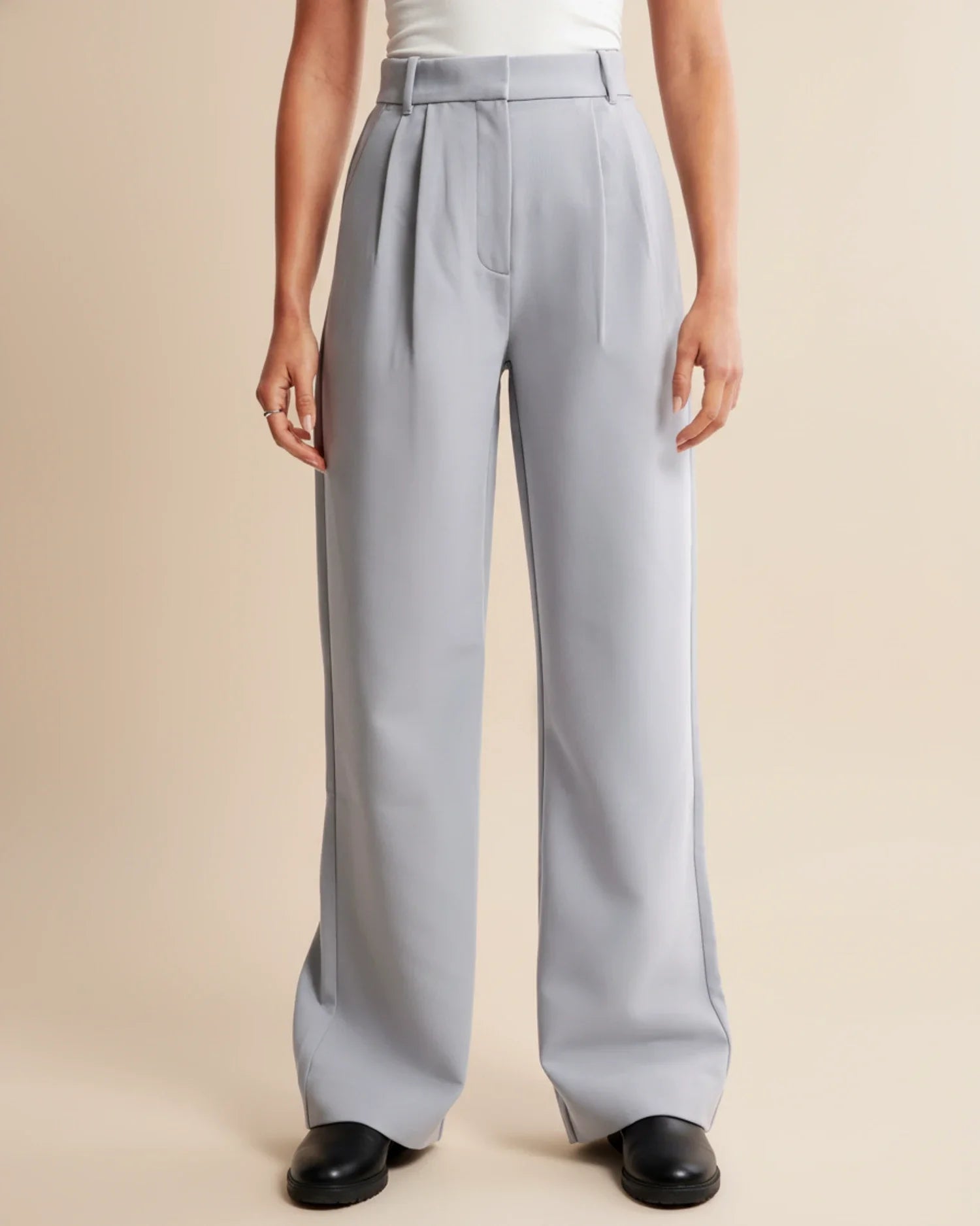 High Waist Pleated Trousers with Straight Leg and Rayon Blend, Machine Washable