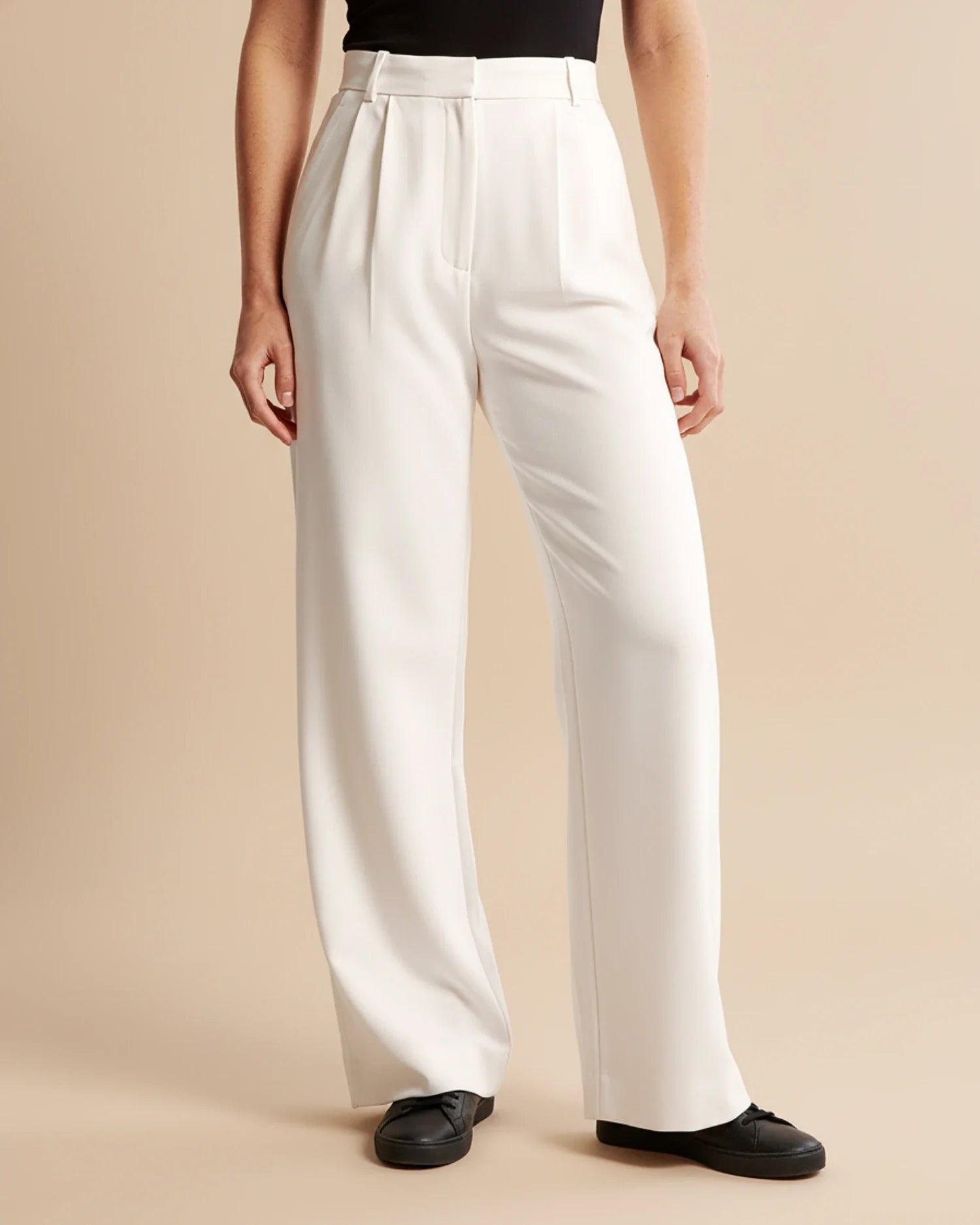 High Waist Pleated Trousers with Straight Leg and Rayon Blend, Machine Washable